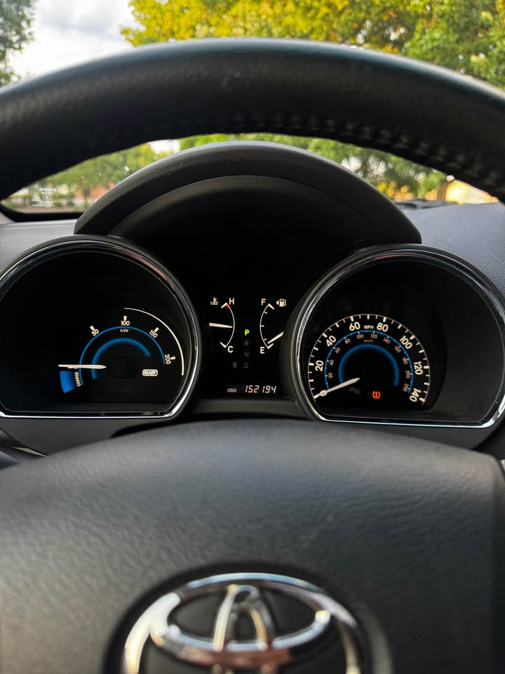 2012 Toyota Highlander Hybrid Limited Sport Utility 4D photo 15