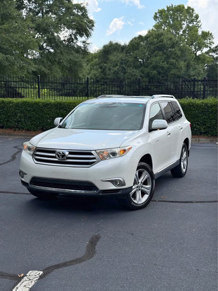 2013 Toyota Highlander Limited FWD