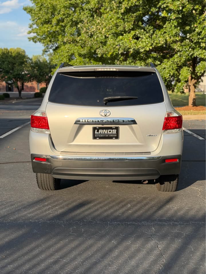 2013 Toyota Highlander photo 6