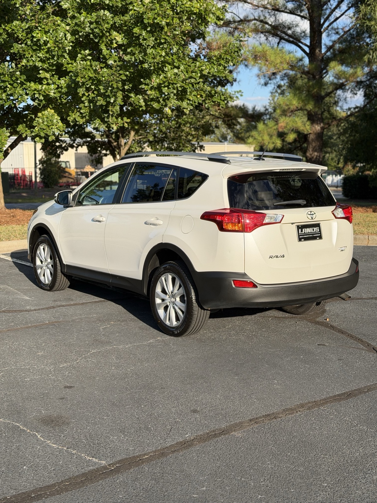 2014 Toyota RAV4 Limited AWD photo 5