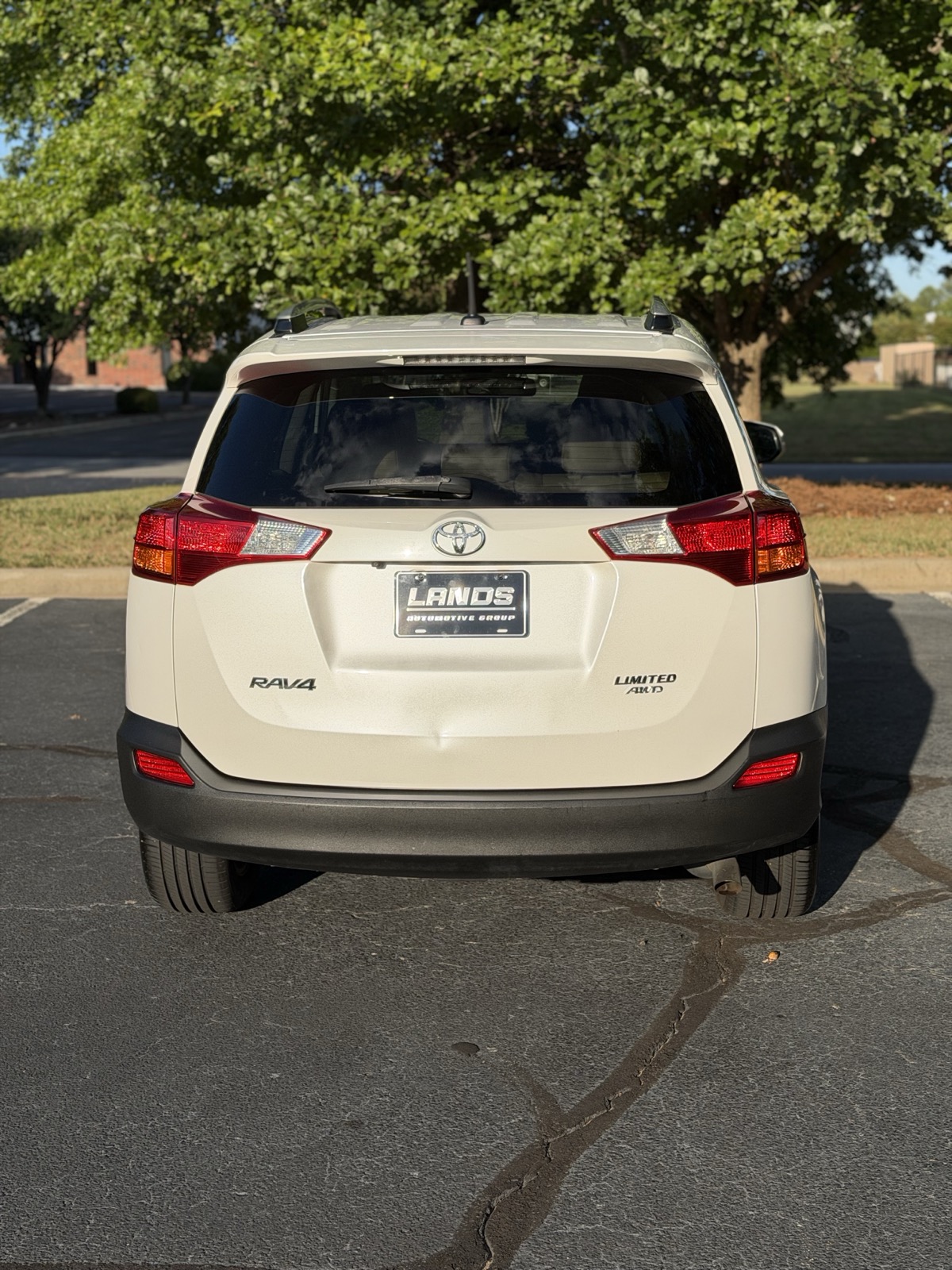 2014 Toyota RAV4 Limited AWD photo 6
