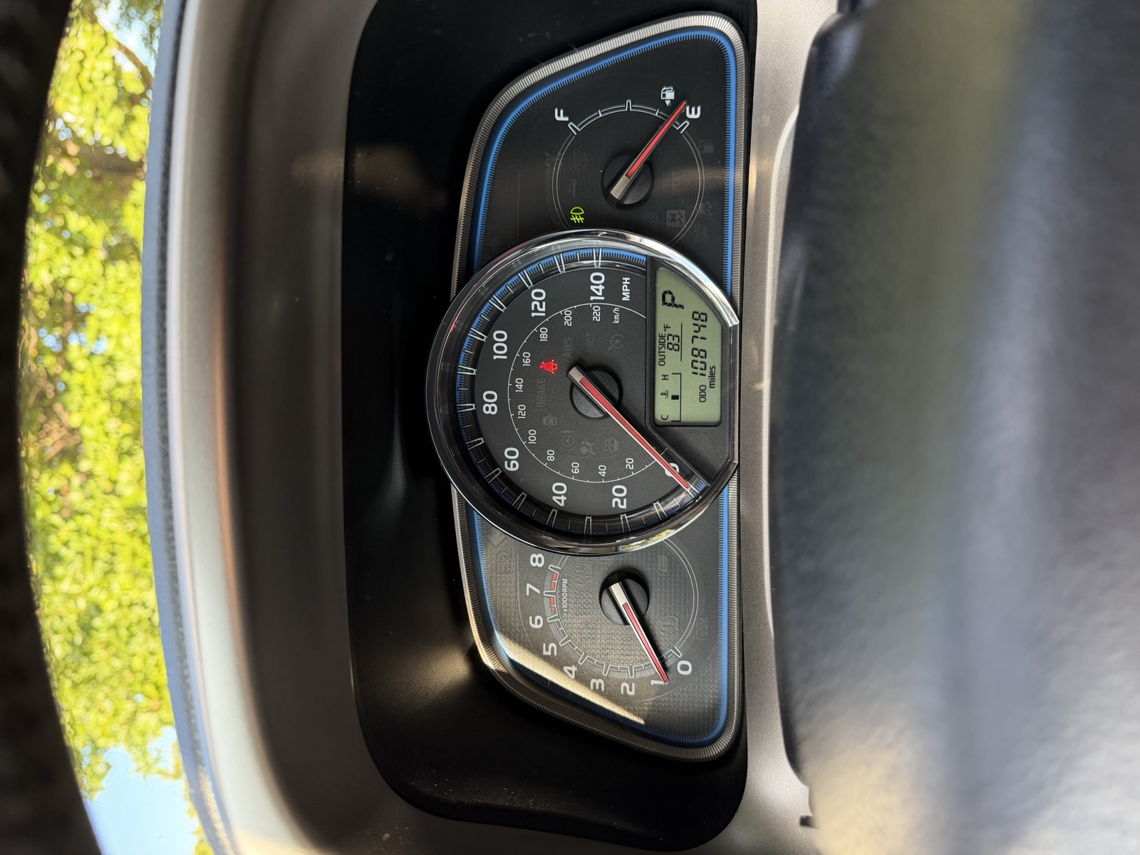 2014 Toyota RAV4 Limited AWD photo 14
