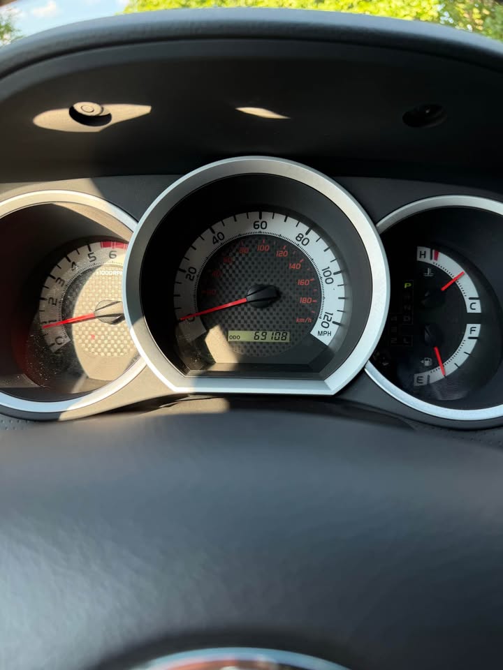 2014 Toyota Tacoma Crew Cab 4x4 photo 14