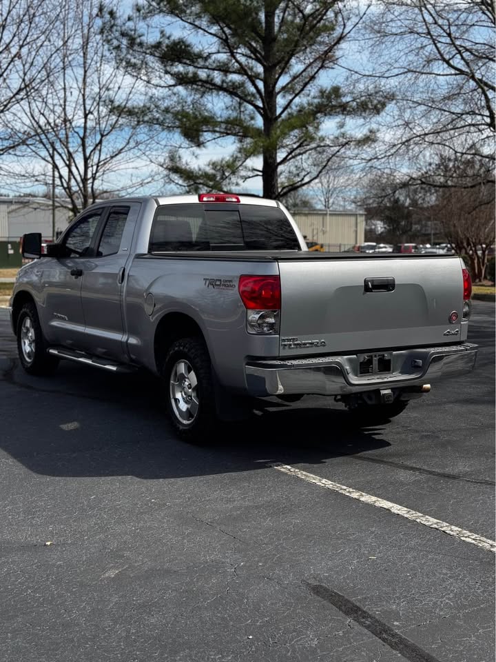 2008 Toyota Tundra Double Cab photo 4