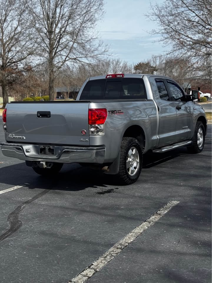 2008 Toyota Tundra Double Cab photo 6